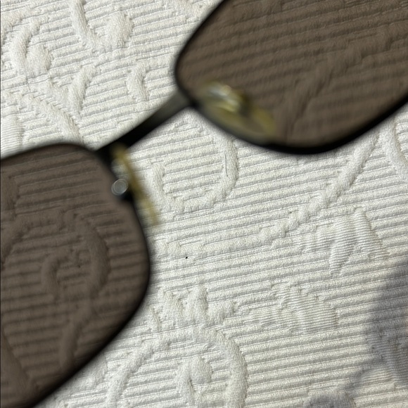 Ray-Ban Classic Polarized Men’s Sunglasses with Case. RB3247 006 59-17 3N. - Picture 15 of 16